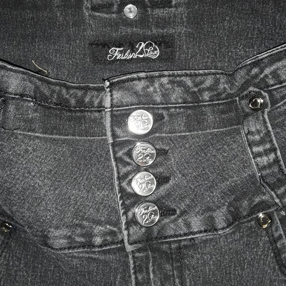 Pants - Picture 2 of 3